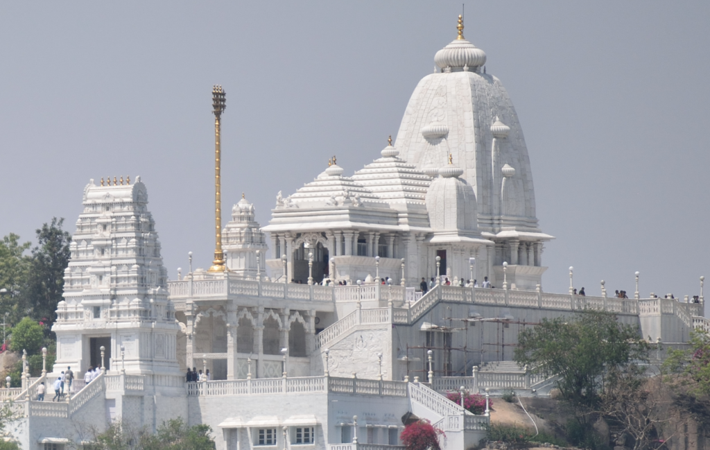 birla mandir is tourist places in hyderabad